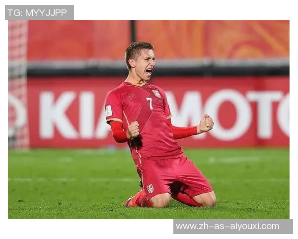 本菲卡足球俱乐部球星闪耀绿茵场展现无限激情与非凡实力